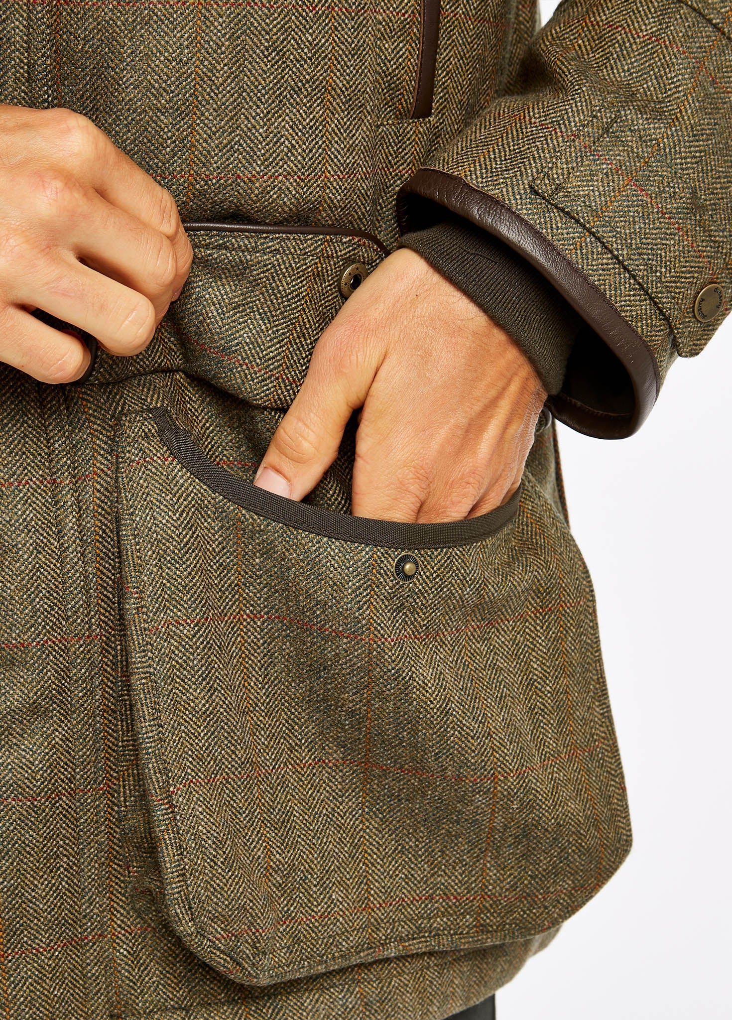 Ballinturbet Men's Tweed Field Coat - Cedar - Image 8
